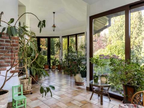 дом по адресу Набережна