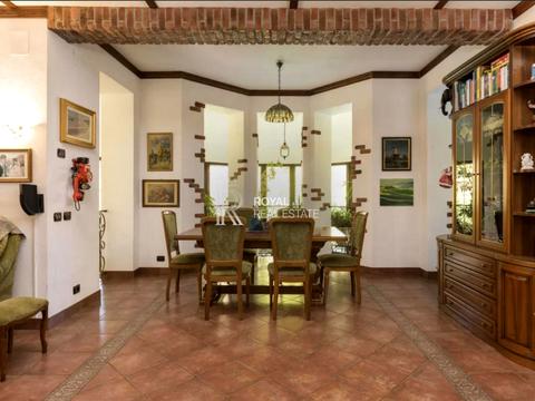 дом по адресу Набережна