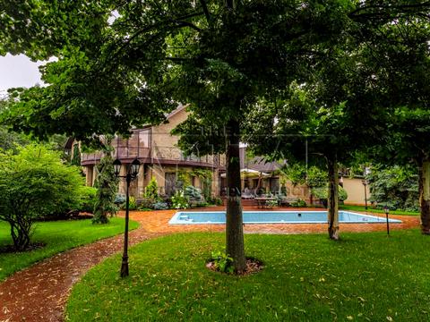 будинок за адресою Тополина