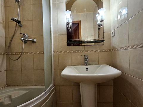 квартира за адресою Євгена Танцюри вул., 50