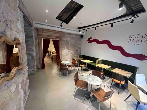 комерційна за адресою Європейська пл. (Катерининська), 2