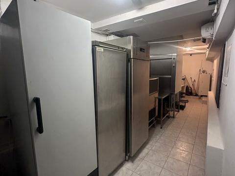 комерційна за адресою Європейська пл. (Катерининська), 2