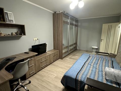 квартира за адресою Наукова вул., 6