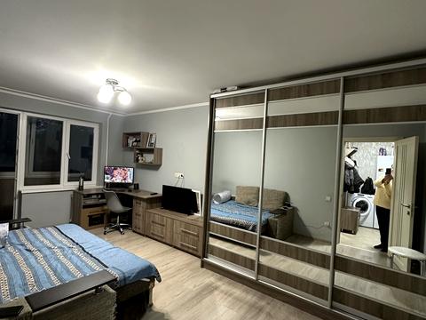 квартира за адресою Наукова вул., 6