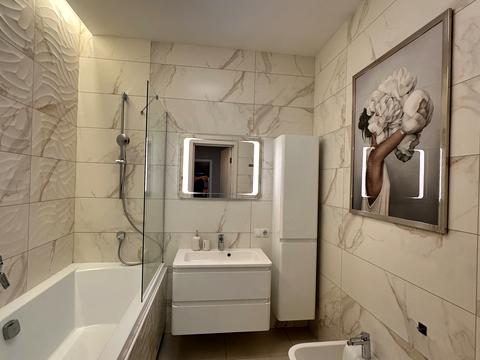 квартира за адресою Андрія Верхогляда вул. (Михайла Драгомирова), 14-А