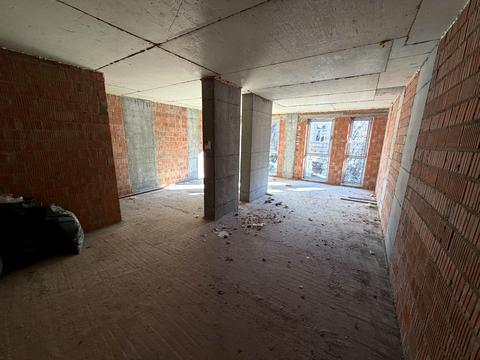 комерційна за адресою Романа Дашкевича вул., 2