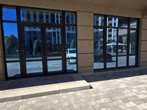 комерційна за адресою Університетська вул., 3/3