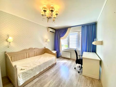 квартира за адресою Леся Курбаса просп., 9