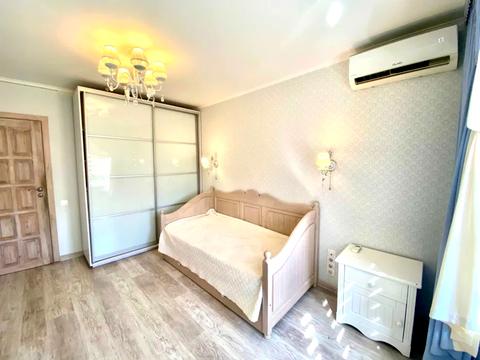 квартира за адресою Леся Курбаса просп., 9