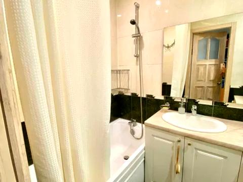 квартира за адресою Леся Курбаса просп., 9