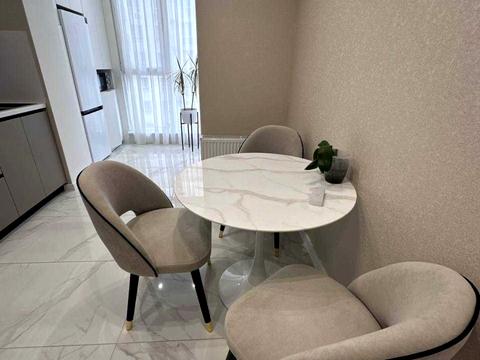 квартира за адресою смт. Слобожанське, Сімейна вул., 4