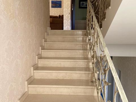 дом по адресу Набережна