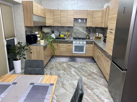 квартира за адресою Лева Ревуцького вул., 15