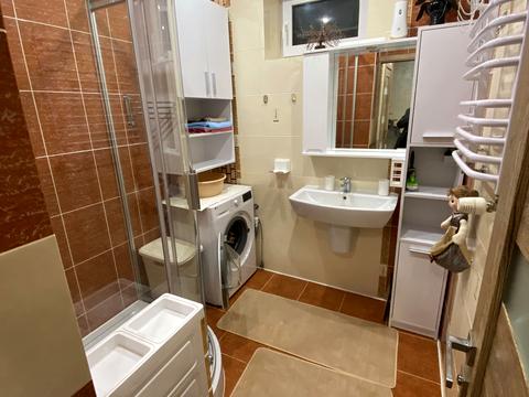 квартира за адресою Лева Ревуцького вул., 15