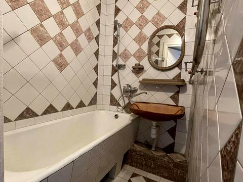 квартира по адресу Гвардейцев-Широнинцев ул., 77