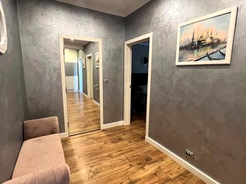 квартира за адресою Ужгород, Адольфа Добрянського вул., 40