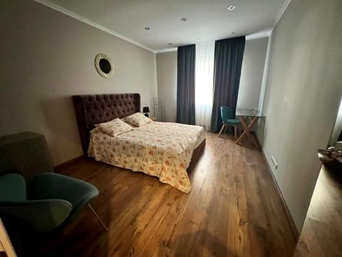 квартира за адресою Ужгород, Адольфа Добрянського вул., 40