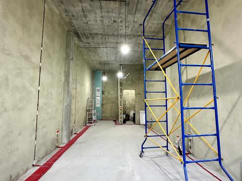 комерційна за адресою Широка вул., 55