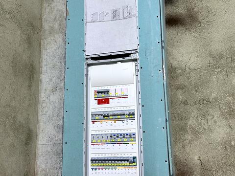 комерційна за адресою Широка вул., 55