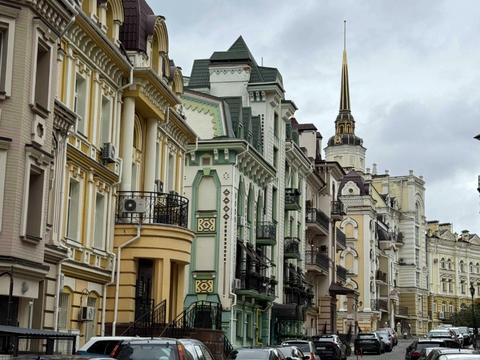 комерційна за адресою Кожум'яцька вул., 16-А