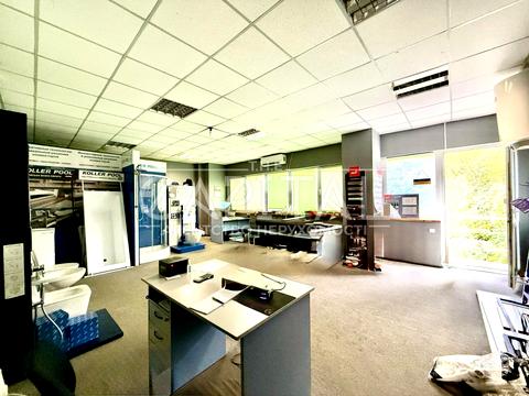 комерційна за адресою Кирилівська вул. (Фрунзе), 102