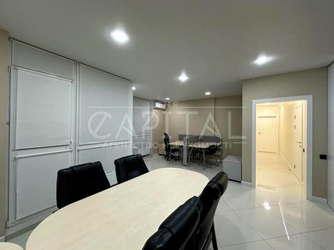 комерційна за адресою Київ, Джона Маккейна вул. (Івана Кудрі), 1-Б