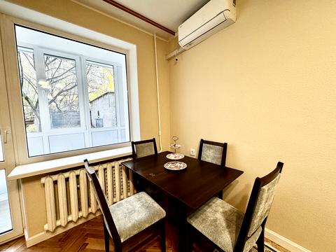 квартира за адресою Василя Тютюнника вул. (Анрі Барбюса), 5-Б