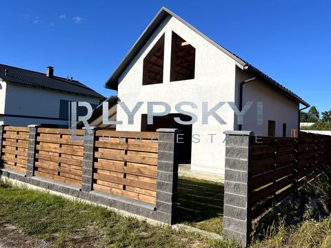 будинок за адресою Молодіжна вул.