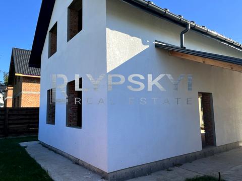 будинок за адресою Молодіжна вул.