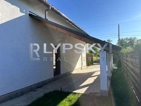 будинок за адресою Молодіжна вул.