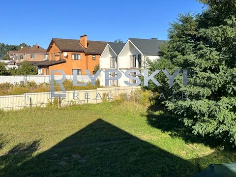 будинок за адресою Молодіжна вул.