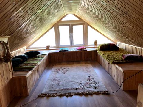 будинок за адресою Жовтнева