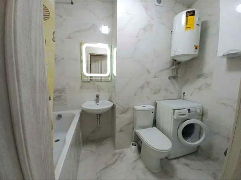 квартира по адресу Льва Ландау просп. (50-летия СССР), 52