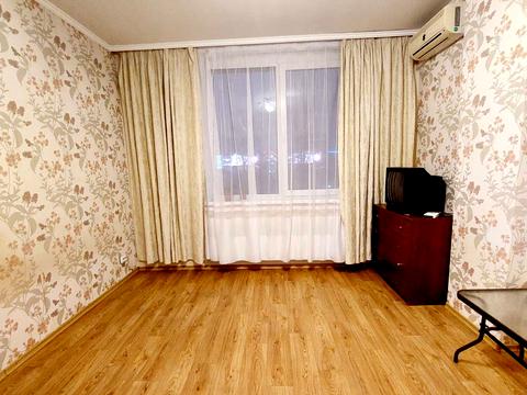 квартира за адресою Богатирська вул., 6-А