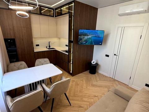 квартира по адресу Краснова ул., 1-В