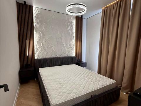 квартира по адресу Краснова ул., 1-В