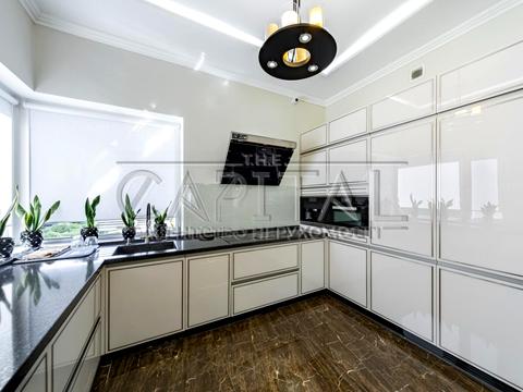 будинок за адресою с. Крюківщина, Боярська