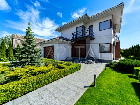 будинок за адресою с. Крюківщина, Боярська