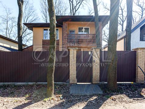 будинок за адресою с. Крюківщина, Георгія Мальцева, 1