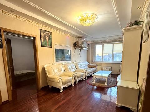 квартира за адресою Рональда Рейгана вул., 6-А