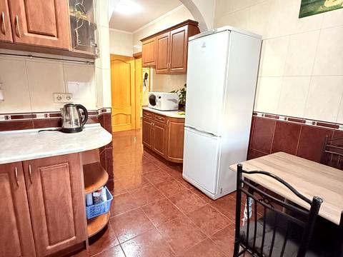 квартира за адресою Рональда Рейгана вул., 6-А