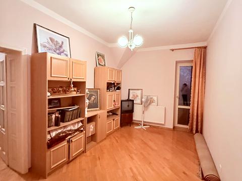 будинок за адресою Слов'янська набережна вул.