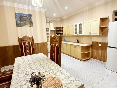 будинок за адресою Слов'янська набережна вул.