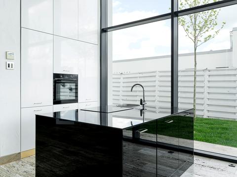 будинок за адресою с. Лісники, Виноградна вул.