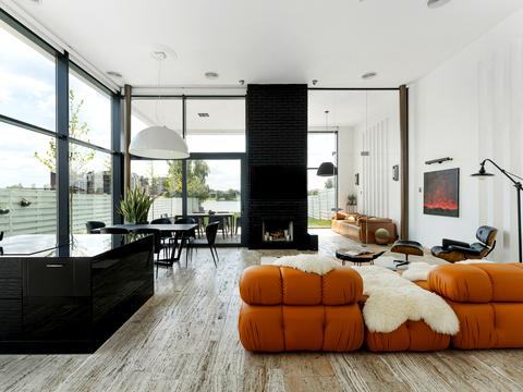 будинок за адресою с. Ходосівка, Вишнева вул.