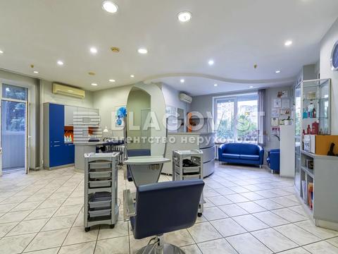 комерційна за адресою Петра Григоренка просп., 1-Б