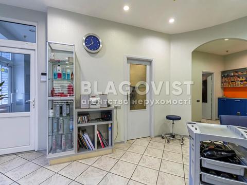 комерційна за адресою Петра Григоренка просп., 1-Б