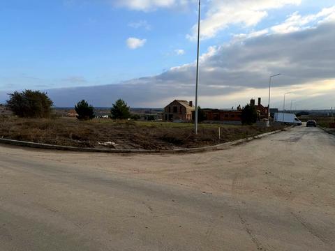 участок по адресу Миколи Боголюбова ул.