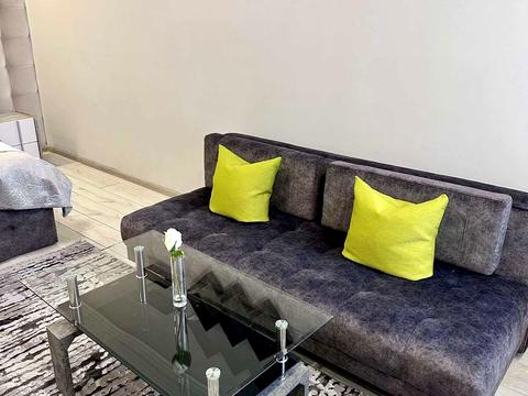 квартира за адресою Кирило-Мефодіївська вул., 2