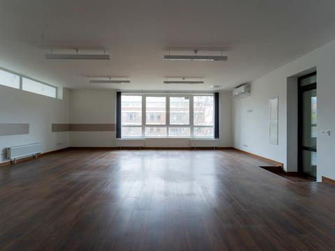 коммерческая по адресу Редутная ул., 10